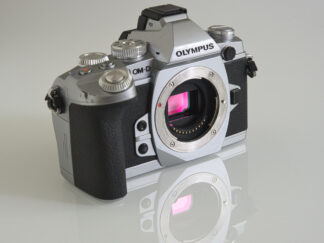 Olympus OM-D E-M1 Silver, käytetty